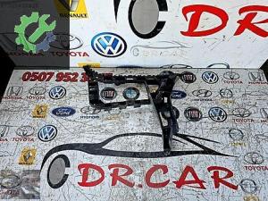 VOLKSWAGEN JETTA 11-14 SAĞ ARKA TAMPON BRAKETİ ORJİNAL 5C6807394