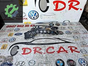 VOLKSWAGEN PASSAT 10-15 SAĞ ÖN TAMPON BRAKETİ ÇIKMA 3AA807178