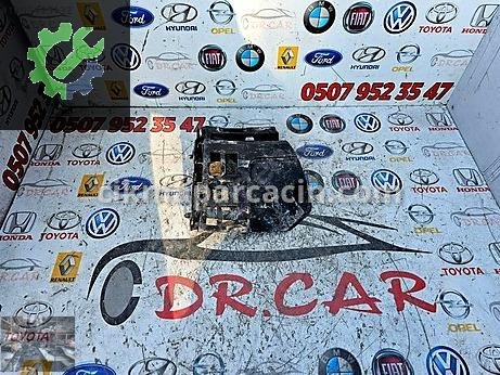 Volvo XC40 Tampon Braketi çıkma parça