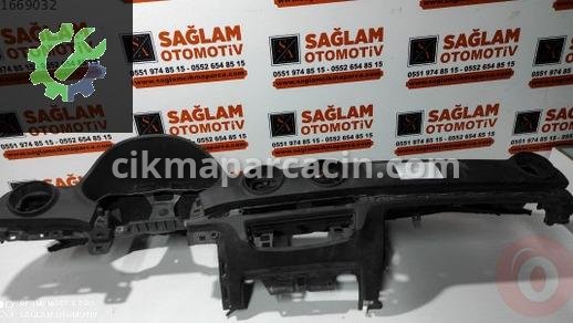 Audi A3 Komple Torpido çıkma parça