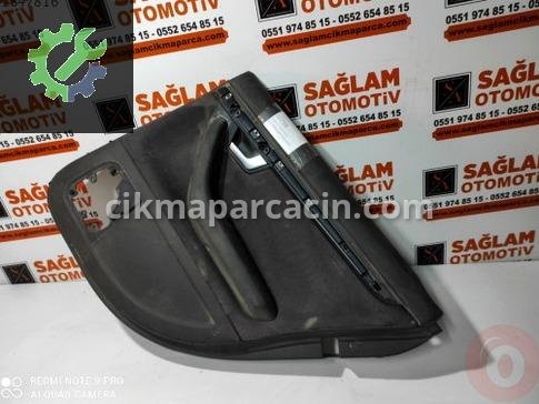 Audi A4 Kapı Döşemesi çıkma parça
