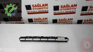 AUDİ A4 16-20 ÇIKMA ÖN TAMPON IZGARASI OEM; 8W0807683