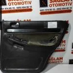 AUDİ A4 B5 95-01 ÇIKMA SAĞ ARKA KAPI DÖŞEMESİ OEM; 8D5867306