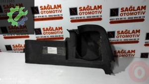 AUDİ A4 S4 CABRİO SAĞ YAN BAGAJ KAPLAMASI OEM; 8H0863888A