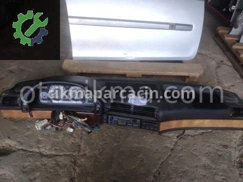 BMW 5 Serisi Komple Torpido çıkma parça
