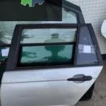 BMW E-46 ÇIKMA SOL ARKA KAPI CAMI