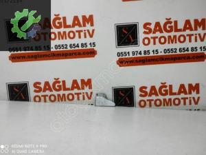BMW E39 5 SERİSİ ÇIKMA ÖN ÇEKİ DEMİR KAPAĞI OEM; 81593531