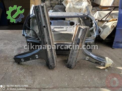 BMW 5 Serisi Arka Panel çıkma parça