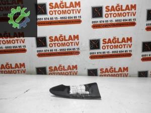 ÇIKMA AUDİ A4 B5 SAĞ ARKA KAPI ÇEKME KOLU OEM 8D0867372