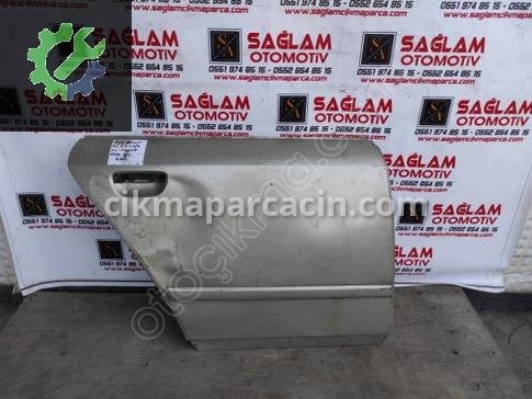 Audi A4 Sağ Arka Kapı çıkma parça