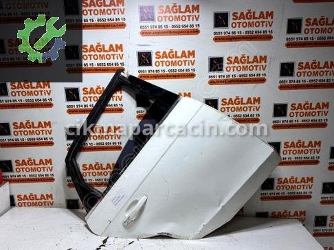 Audi A4 Sağ Arka Kapı çıkma parça