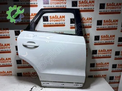 Audi Q3 Sağ Arka Kapı 11-18 çıkma parça