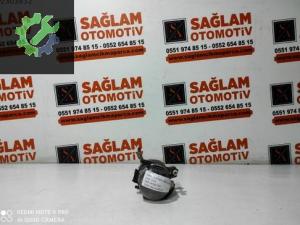 ÇIKMA BMW 525İ-530İ-530D 04-10 SAĞ ÖN SİS FARI 616.01.000.01 OEM 6160100001