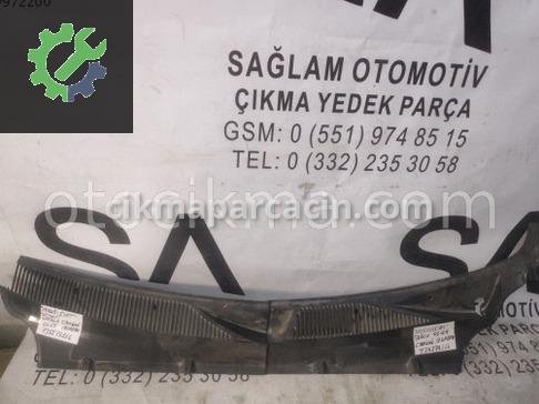 Fiat Doblo Ön Cam Izgarası çıkma parça