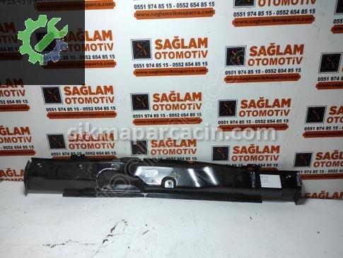 Fiat Fiorino Sağ Ön Çamurluk çıkma parça