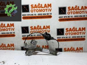 ÇIKMA FORD FİESTA 2008 ARKA KAPI CAM KRİKOSU OEM 8A61-A27000