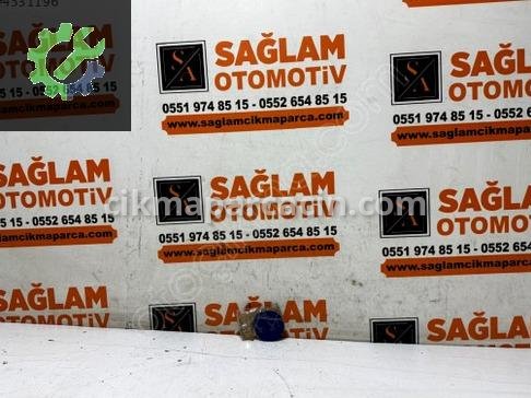 Ford Focus Çeki Demir Kapağı çıkma parça