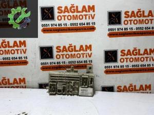 ÇIKMA FORD FOCUS İÇ SİGORTA KUTUSU OEM 4M5T-14A073-BJ
