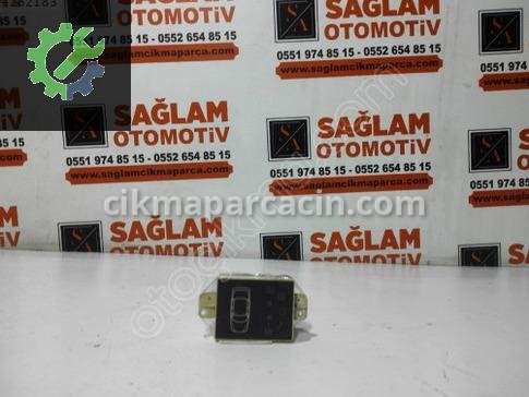 Ford Mondeo Bilgi Ekranı çıkma parça