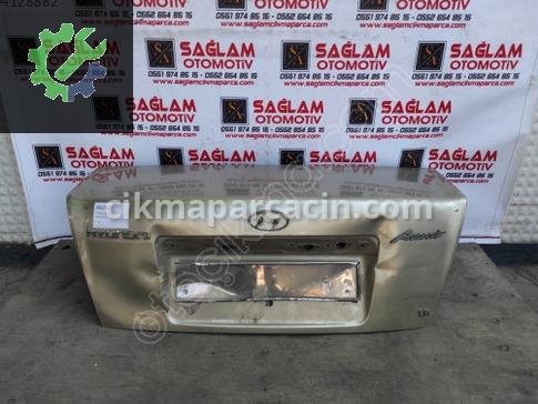 Hyundai Accent Bagaj Kapağı çıkma parça