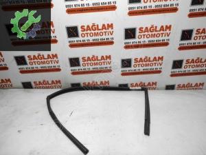 ÇIKMA HYUNDAİ İ20 08-14 SAĞ ÖN KAPI ÇERÇEVE FİTİLİ