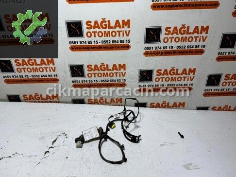 Hyundai i20 Sol Arka Kapı çıkma parça