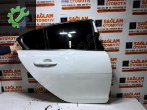 ÇIKMA JAGUAR XE X760 15-24 SAĞ ARKA KAPI