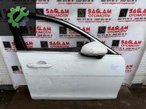 ÇIKMA JAGUAR XE X760 15-24 SAĞ ÖN KAPI