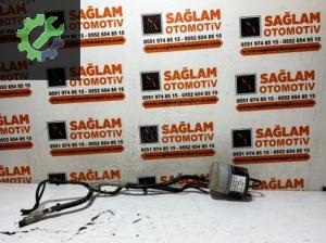 ÇIKMA LANDROVER DİSCOVERY 04-09 HAVA ALMA TANKI OEM RQB000513