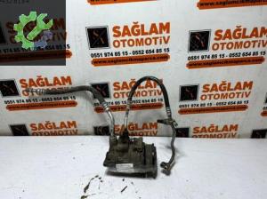 ÇIKMA MERCEDES ML W163 ML270 ML400 KLİMA KOMPRESÖRÜ