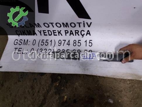 Opel Corsa Tampon Bandı çıkma parça