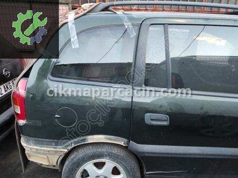 Opel Zafira Arka Çamurluk çıkma parça