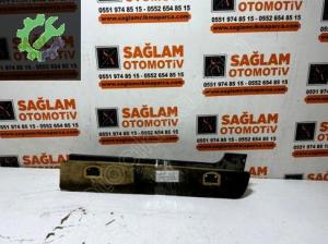 ÇIKMA PORSCHE CAYENNE 2005 BAGAJ YAN İÇ TRİM KAPLAMASI 7L5863527L