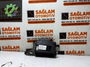 ÇIKMA PORSCHE CAYENNE CD DEĞĞİŞTİRİCİ OEM 7L5035111C