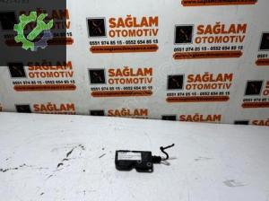 ÇIKMA PORSCHE CAYENNE-TOUAREG ARKA BAGAJ KİLİDİ OEM 7L0827511