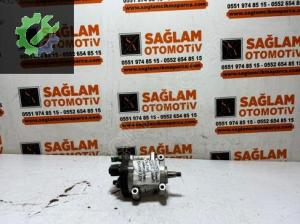 ÇIKMA RENAULT CLİO-3 1.5 MAZOT POMPASI OEM 8200057225