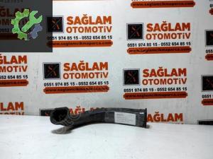 ÇIKMA RENAULT CLİO-3 HAVALANDIRMA BORUSU OEM; 8200475729