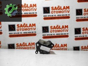 ÇIKMA RENAULT CLİO-4 SAĞ ARKA DİNGİL TAŞIYICI OEM; 554318403R