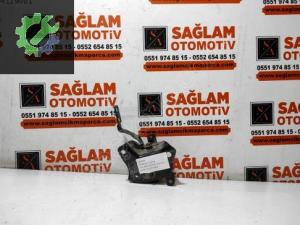 ÇIKMA RENAULT CLİO-4 SOL ARKA DİNGİL TAŞIYICI OEM; 554327380R