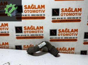 ÇIKMA RENAULT EXPRESS-CLİO 1.9 HAVA FİLTRE HORTUMU 7700857014 OEM 7700857014