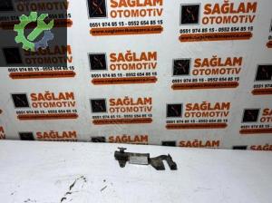 ÇIKMA RENAULT MEGANE-1 SAĞ ÖN CAM DİREK BAKALİTİ OEM 7700843564