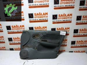 ÇIKMA RENAULT MEGANE-1 SAĞ ÖN KAPI DÖŞEMESİ OEM 7700832015