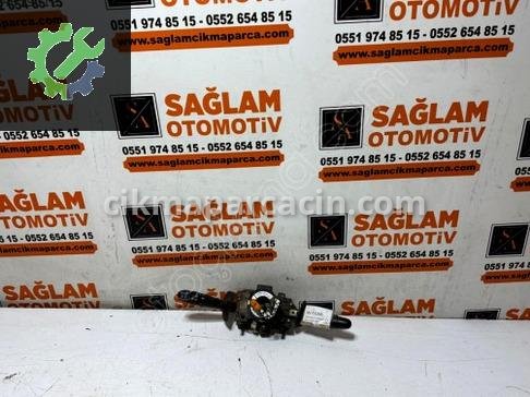Renault Megane Silecek Kolu çıkma parça
