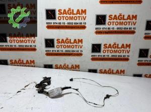 ÇIKMA RENAULT MEGANE-1 SOL ARKA KAPI TESİSATI
