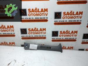 ÇIKMA SKODA FELİCİA ORTA DİREK KAPLAMASI