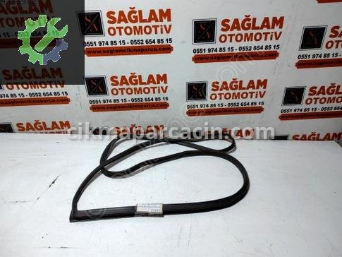 Toyota Corolla Plaka Plastiği çıkma parça