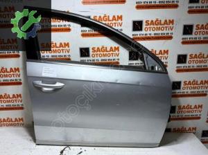 ÇIKMA VW PASSAT B7 SAĞ ÖN KAPI (4. Adet)
