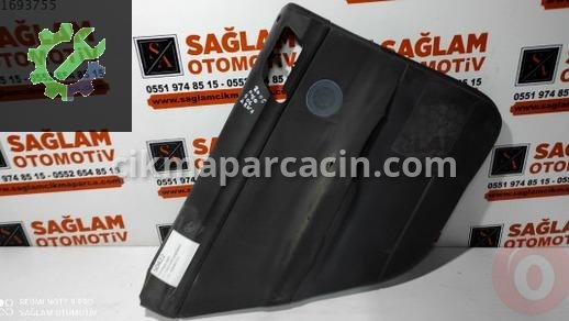 Volkswagen Polo Kapı Döşemesi çıkma parça