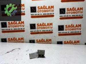 ÇIKMA VW TRANSPORTER T4 ÖN KAPI MENTEŞESİ OEM 7D0831401