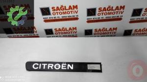 CİTROEN BERLİNGO ÇIKMA SAĞ ARKA KAPI ÇİTASI OEM; 90123200
